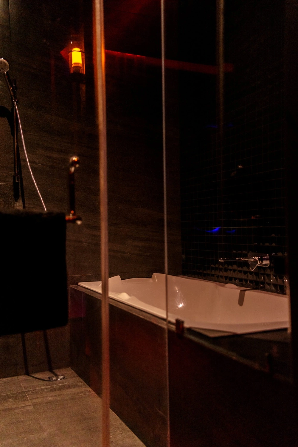 Spa dengan Bathtub Mewah di Jakarta: Pilihan Luxury Room Deep Spa